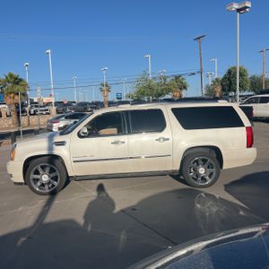 CADILLAC ESCALADE ESV PREMIUM - 3