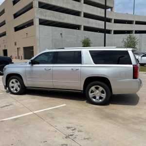 CHEVROLET SUBURBAN LTZ - 3