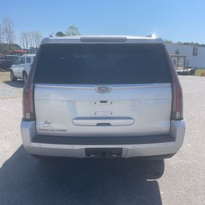 CADILLAC ESCALADE LUXURY - 7