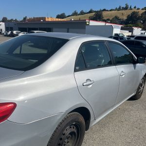 Toyota Corolla LE - 9