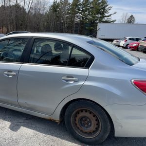 SUBARU IMPREZA 2.0I - 6