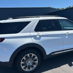 FORD EXPLORER ACTIVE - 9