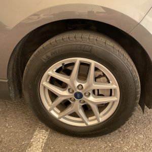صورة مصغرة 20 لـ 2021 FORD EDGE SEL