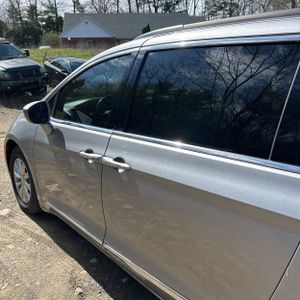 CHRYSLER PACIFICA TOURING-L - 6