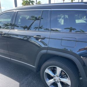 صورة 6 لـ 2021 JEEP GRAND CHEROKEE L LIMITED