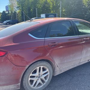 FORD FUSION SE - 9