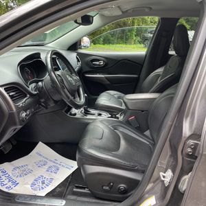 2020 JEEP CHEROKEE LIMITED — миниатюра 32