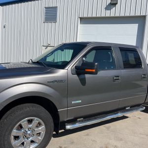 FORD F-150 XLT - 2