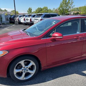 FORD FUSION SE - 2