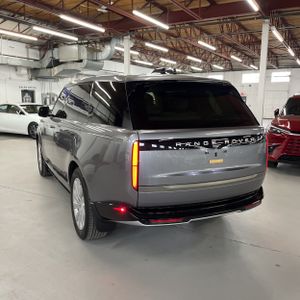 LAND ROVER RANGE ROVER P400 SE LWB - 4