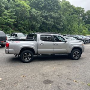 2017 Toyota TACOMA TRD SPORT — фото 10