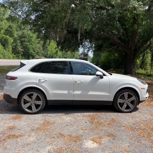 PORSCHE CAYENNE BASE - 10
