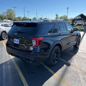 FORD EXPLORER ST - 8