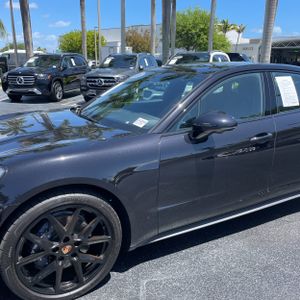 PORSCHE PANAMERA - 2