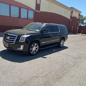 CADILLAC ESCALADE ESV LUXURY - 1