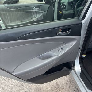 2013 Hyundai SONATA GLS thumbnail 70