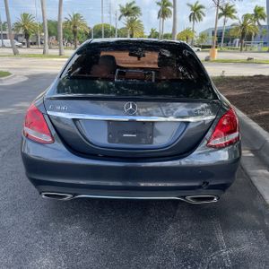 Mercedes-Benz C 300 4MATIC - 7