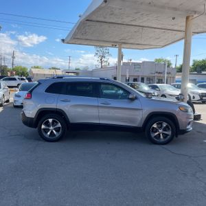 JEEP CHEROKEE LIMITED - 10