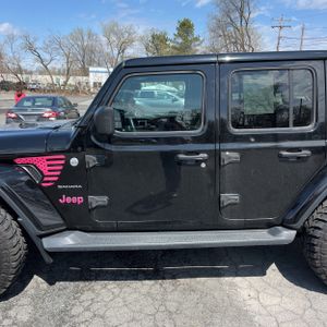 JEEP WRANGLER UNLIMITED SAHARA - 4