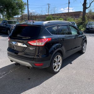 FORD ESCAPE TITANIUM - 8