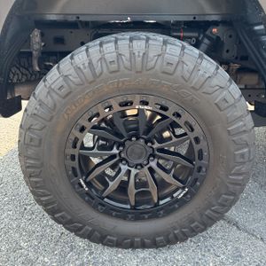 صورة مصغرة 19 لـ 2023 FORD F-150 RAPTOR