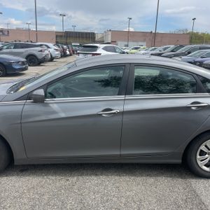 HYUNDAI SONATA GLS - 4