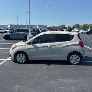 صورة 3 لـ 2017 Chevrolet SPARK LS CVT