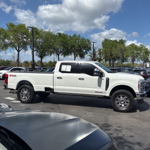 FORD F-350 SUPER DUTY LARIAT - 10