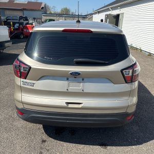 FORD ESCAPE S - 7