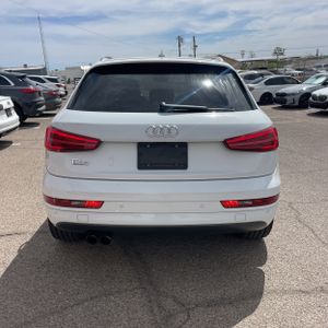 AUDI Q3 2.0T PREMIUM - 7