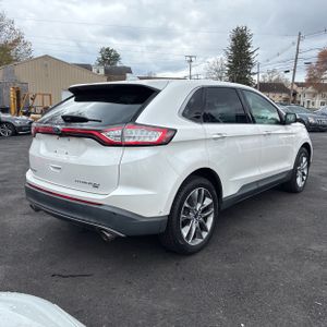 FORD EDGE TITANIUM - 8