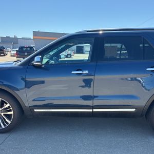 FORD EXPLORER PLATINUM - 3