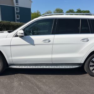 MERCEDES-BENZ GLS - 4