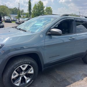 2015 JEEP CHEROKEE TRAILHAWK — фото 2