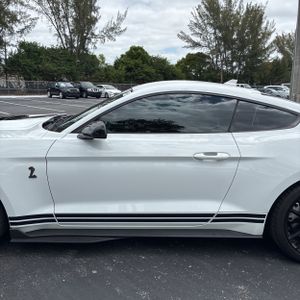 FORD MUSTANG SHELBY GT500 - 4