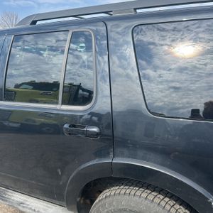 FORD EXPLORER XLT - 5