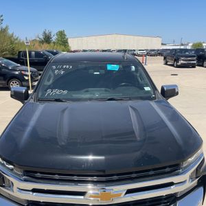 2019 Chevrolet SILVERADO 1500 LT 照片 9