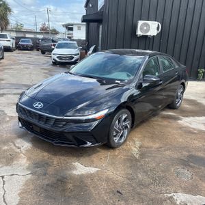 HYUNDAI ELANTRA SEL SPORT - 1