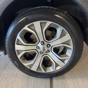 صورة مصغرة 18 لـ 2018 FORD EXPLORER PLATINUM