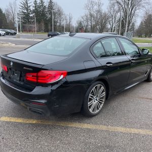 BMW 5 SERIES M550I XDRIVE - 8