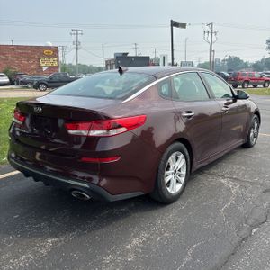 2020 KIA OPTIMA LX 照片 8