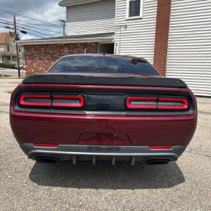 صورة 7 لـ 2017 Dodge CHALLENGER R/T