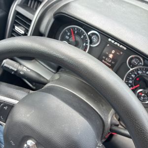 صورة مصغرة 59 لـ 2024 RAM 3500 TRADESMAN