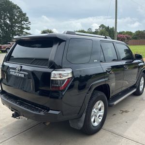 2019 Toyota 4RUNNER SR5 照片 8