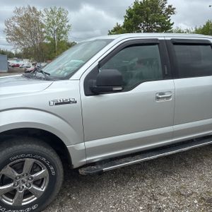 FORD F-150 XLT - 2