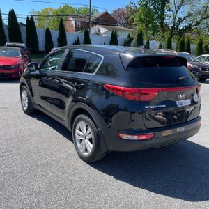 KIA SPORTAGE LX - 5