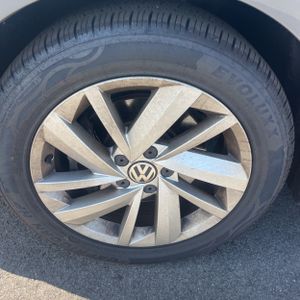 صورة 17 لـ 2018 Volkswagen PASSAT 2.0T SE