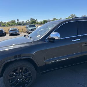 JEEP GRAND CHEROKEE OVERLAND - 2