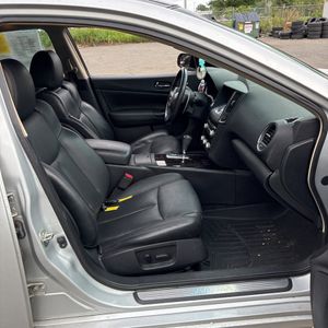 صورة مصغرة 33 لـ 2014 Nissan MAXIMA 3.5 SV