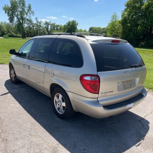 DODGE GRAND CARAVAN SXT - 5